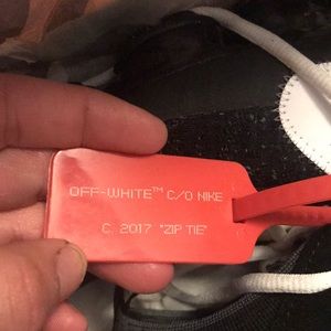 Meet your Posher, Carter